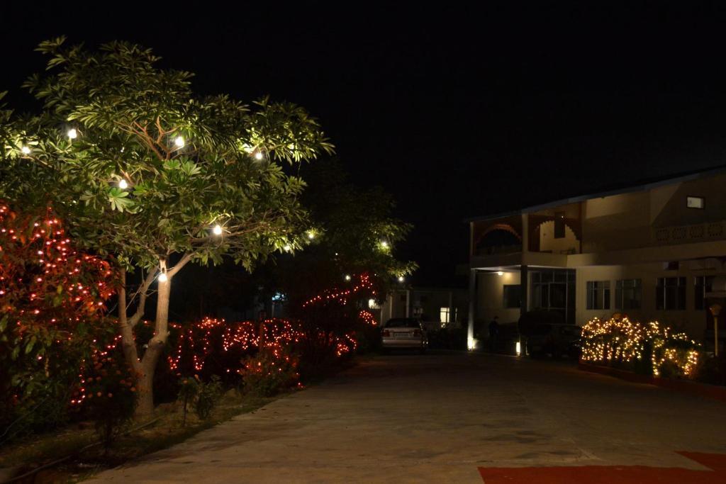 Swaraj Resorts Bharatpur Exterior foto