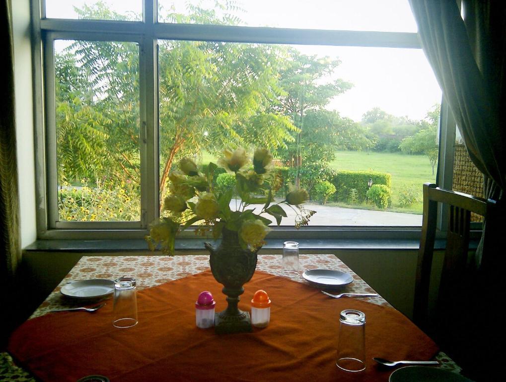 Swaraj Resorts Bharatpur Exterior foto