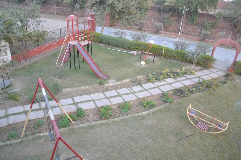 Swaraj Resorts Bharatpur Exterior foto