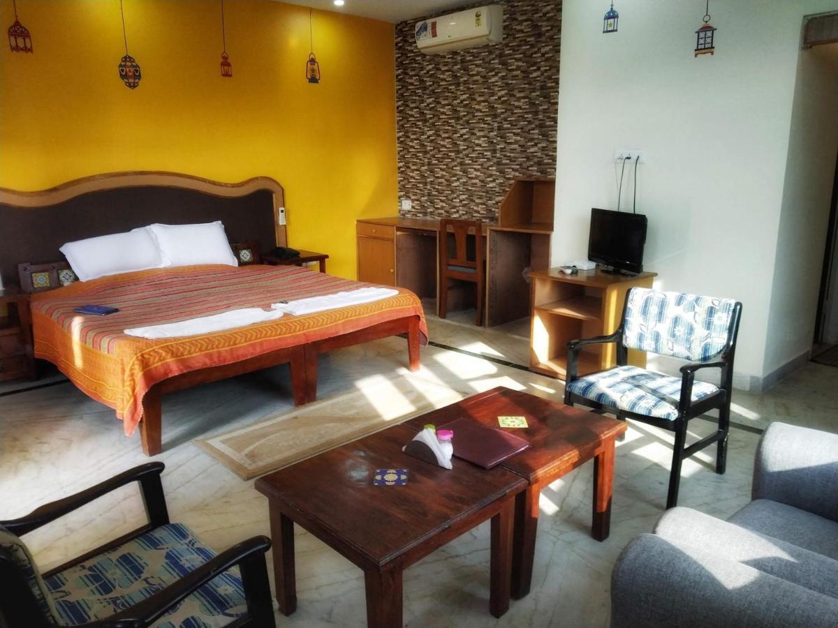 Swaraj Resorts Bharatpur Exterior foto