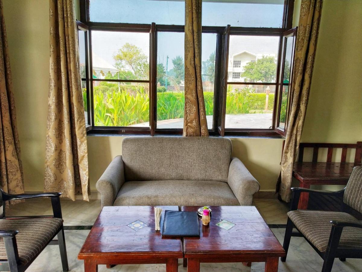 Swaraj Resorts Bharatpur Exterior foto