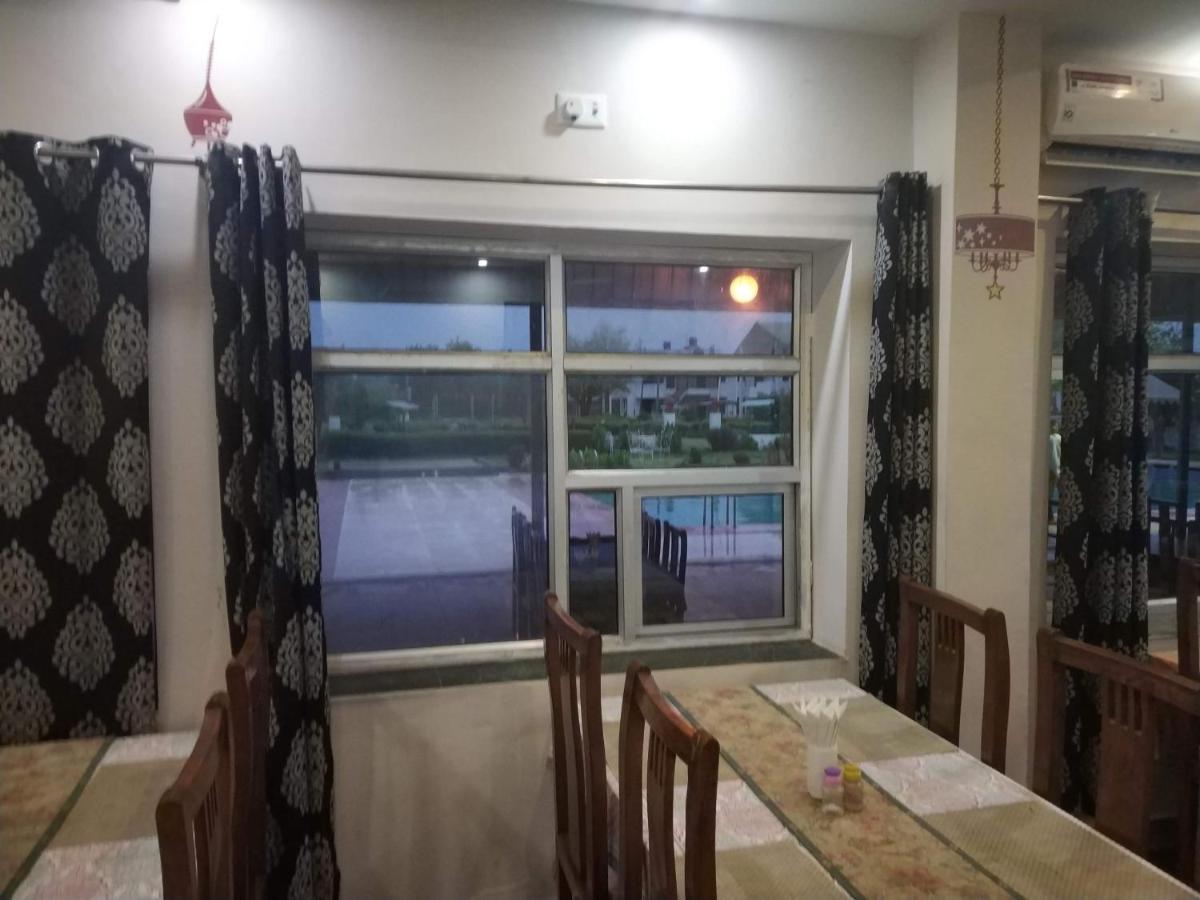 Swaraj Resorts Bharatpur Exterior foto