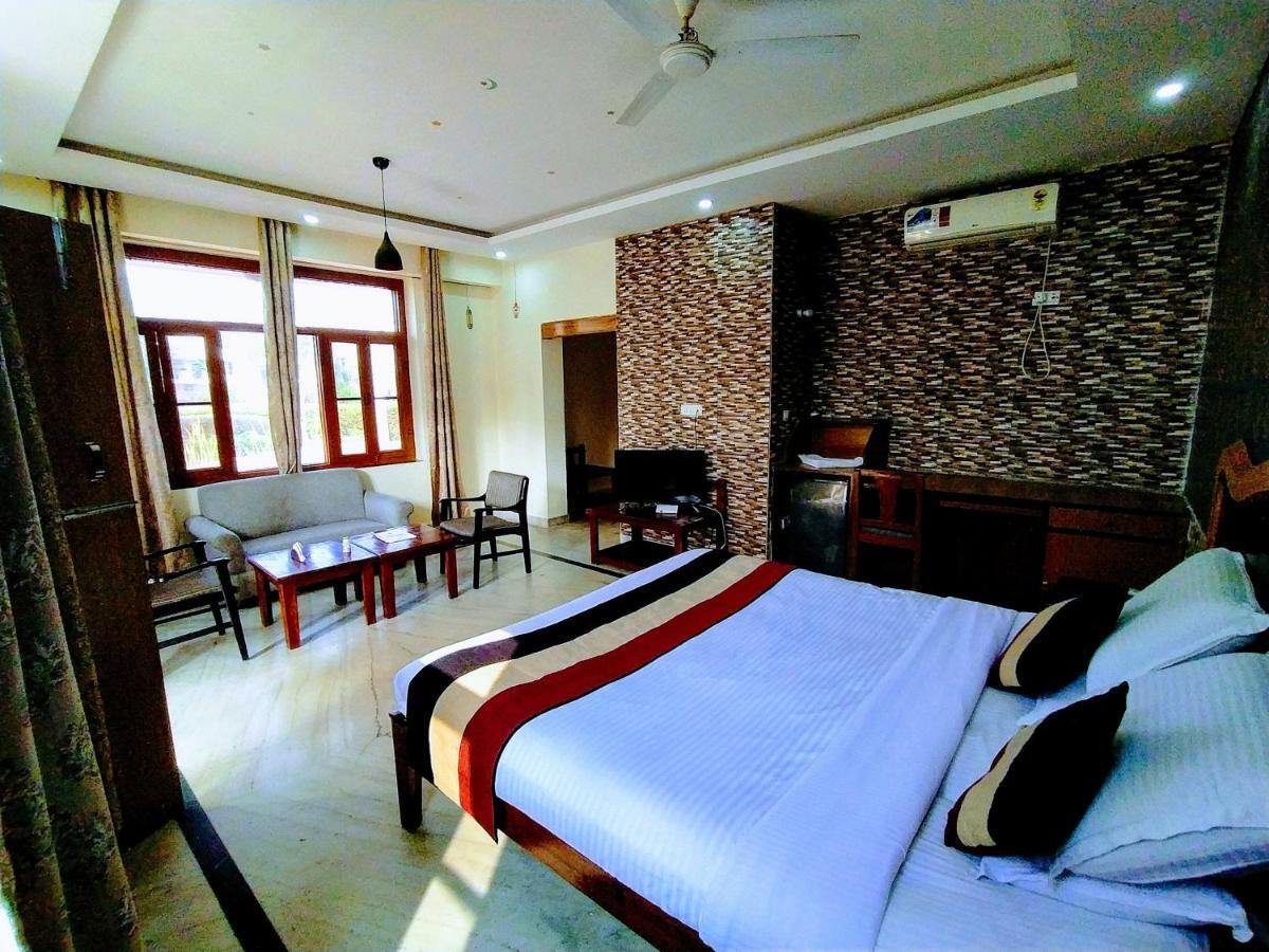 Swaraj Resorts Bharatpur Exterior foto